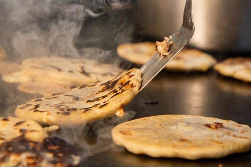 ¡Sabor y tradición en cada bocado! El Salvador celebra con orgullo el