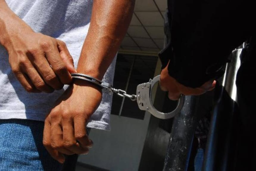 Two gang members spend more than a decade in prison for extorting a merchant in San Salvador